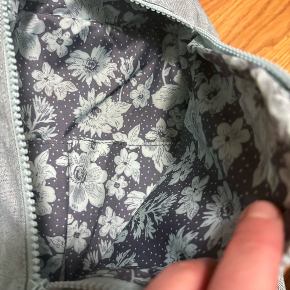Vera Bradley Gray Sling Bag with Light Blue Accents - Picture 3 of 6